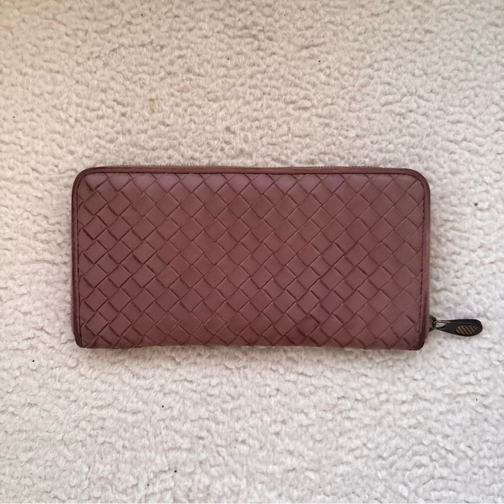 Bottega Veneta Woven Zip-Around Leather Wallet - Mauve